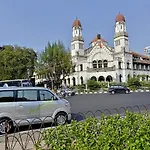 Whiz Hotel Pemuda Semarang