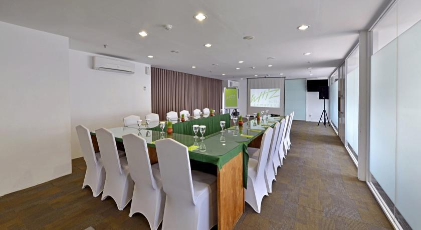 Whiz Pemuda Hotel Semarang